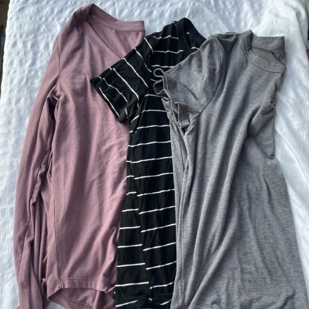 Set of 3 basic tops, size medium